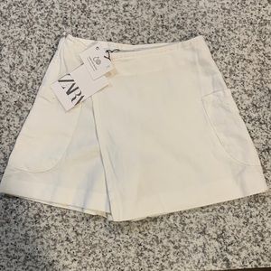 Zara White Skirt/Shorts